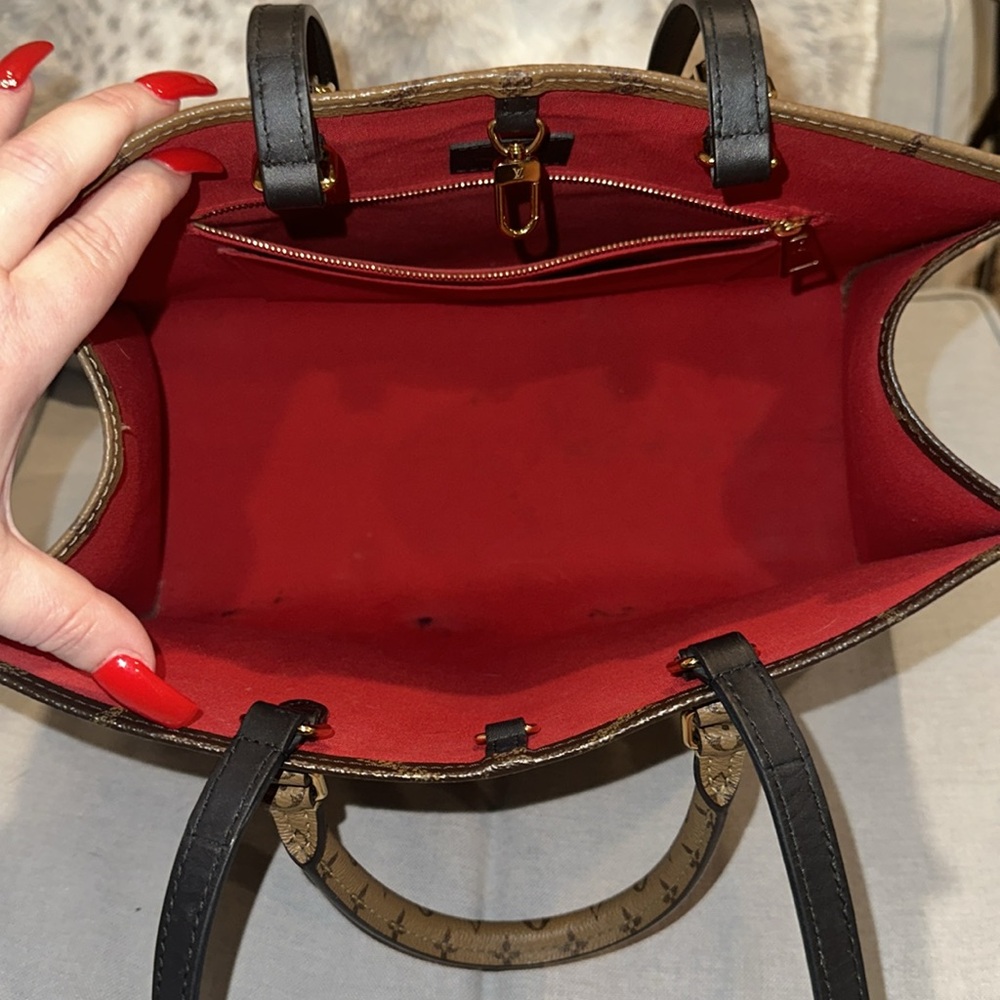 LV on the go MM mono smoke free environment comes with dusty box EUC Firm Price - Picture 11 of 16